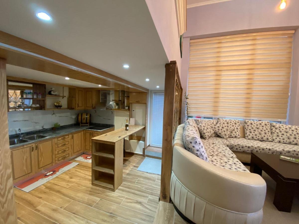B & B Pogradec Exterior photo